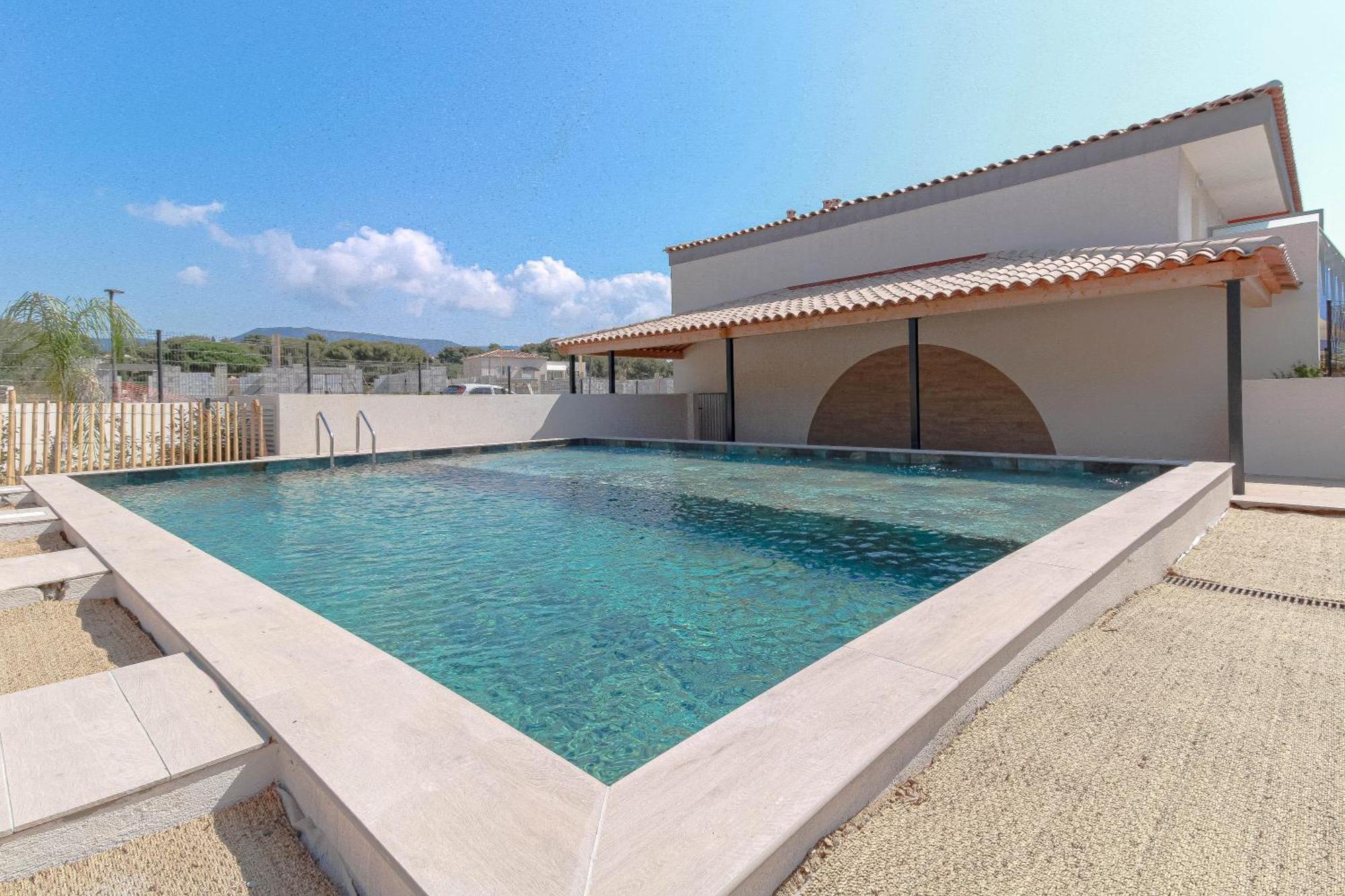 Select'So Home - Residence Le Poseidon Bormes-les-Mimosas Exterior photo